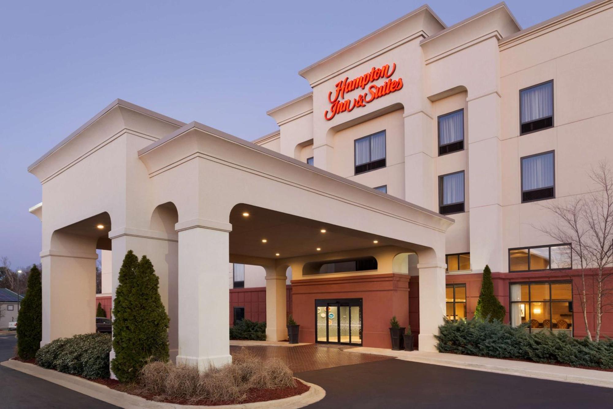 Hampton Inn & Suites Birmingham Airport Area Irondale Exterior photo