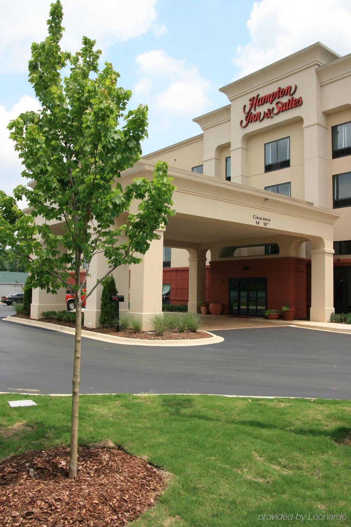 Hampton Inn & Suites Birmingham Airport Area Irondale Exterior photo